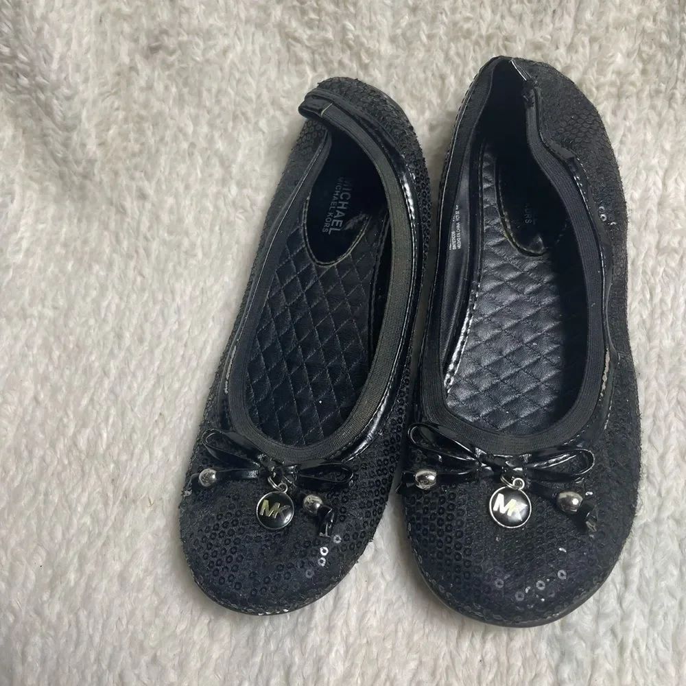 Michael Michael Kors Kory Black sequins ballet flats bow accent SZ5